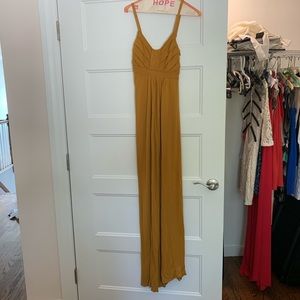 Fall maxi dress in mustard